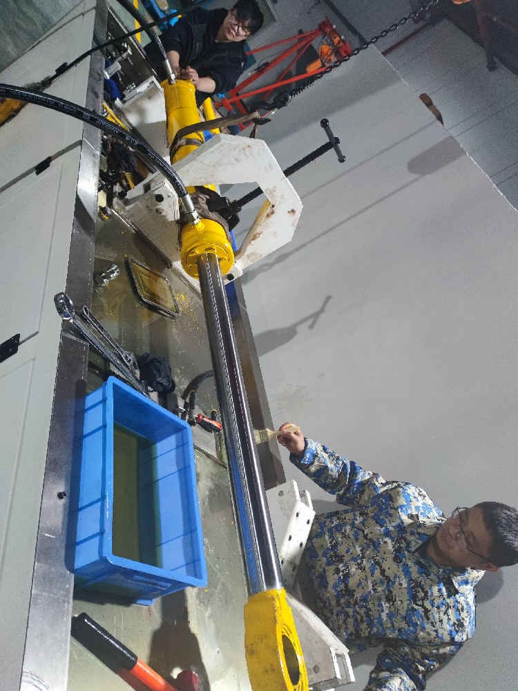 液壓缸測(cè)試